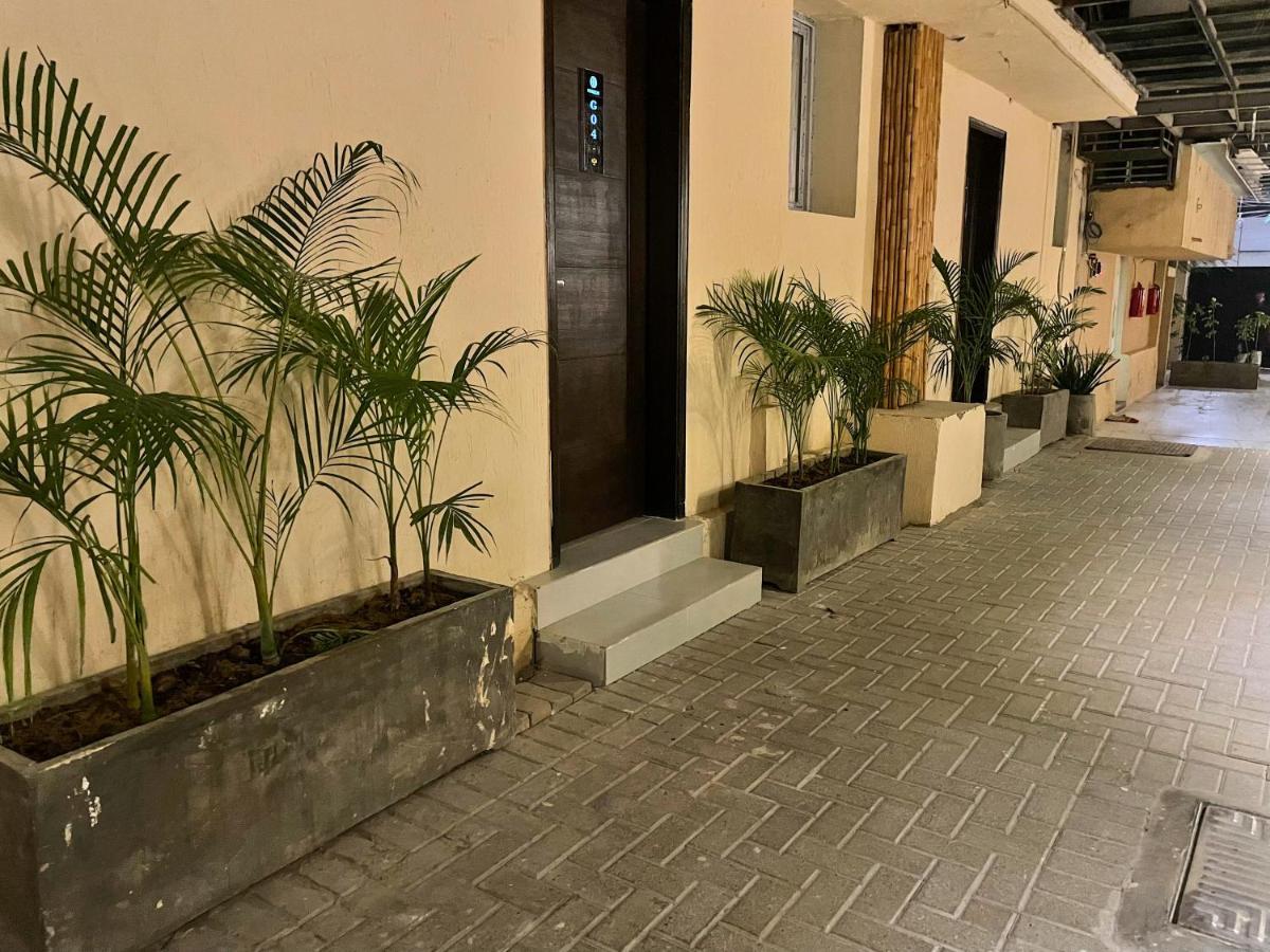 Hamsun Shahrah-E-Faisal Hotel Carachi Exterior foto