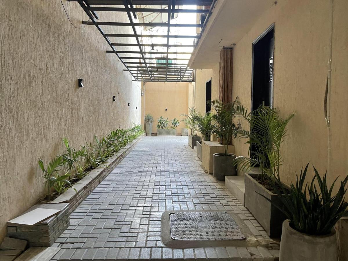 Hamsun Shahrah-E-Faisal Hotel Carachi Exterior foto